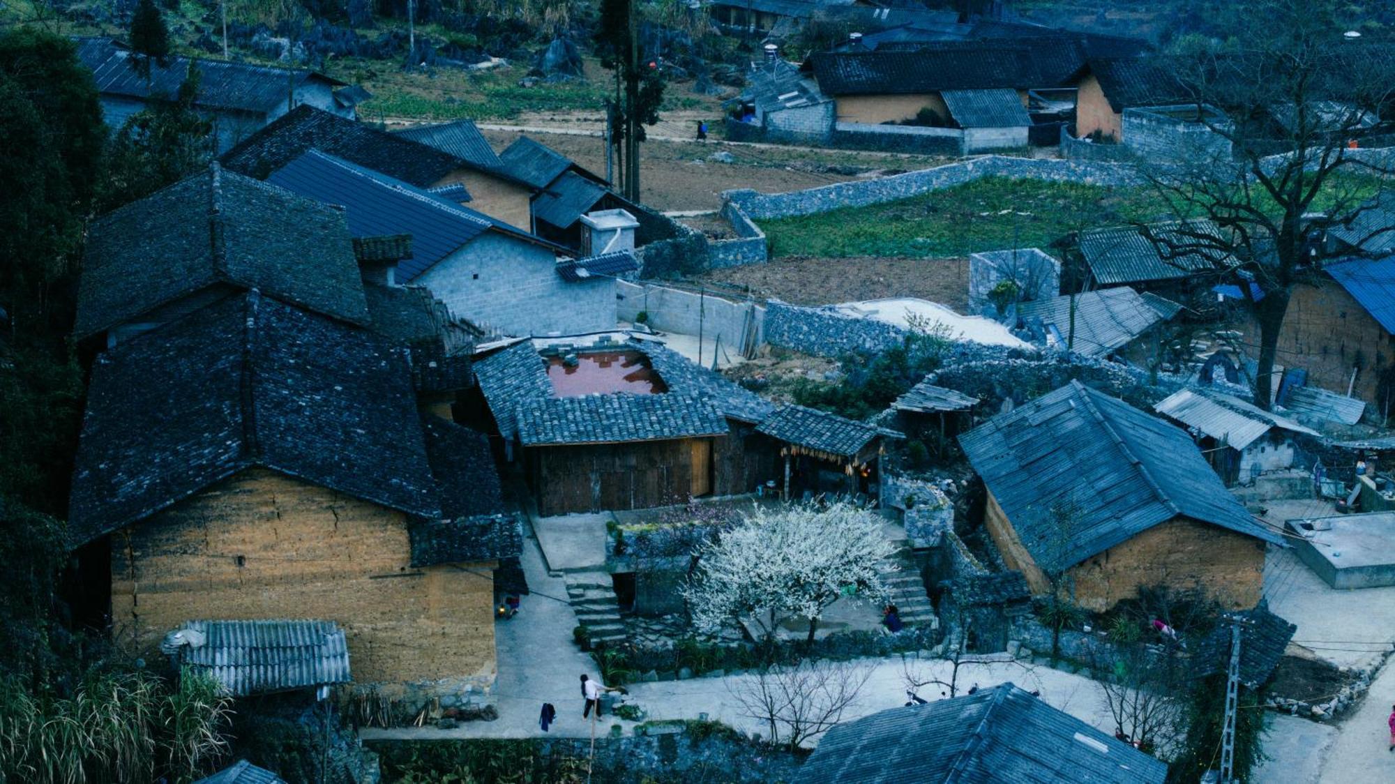 Nha Co Lao Xa Homestay Hmong & Bungalow Air Conditioner Донґван Екстер'єр фото