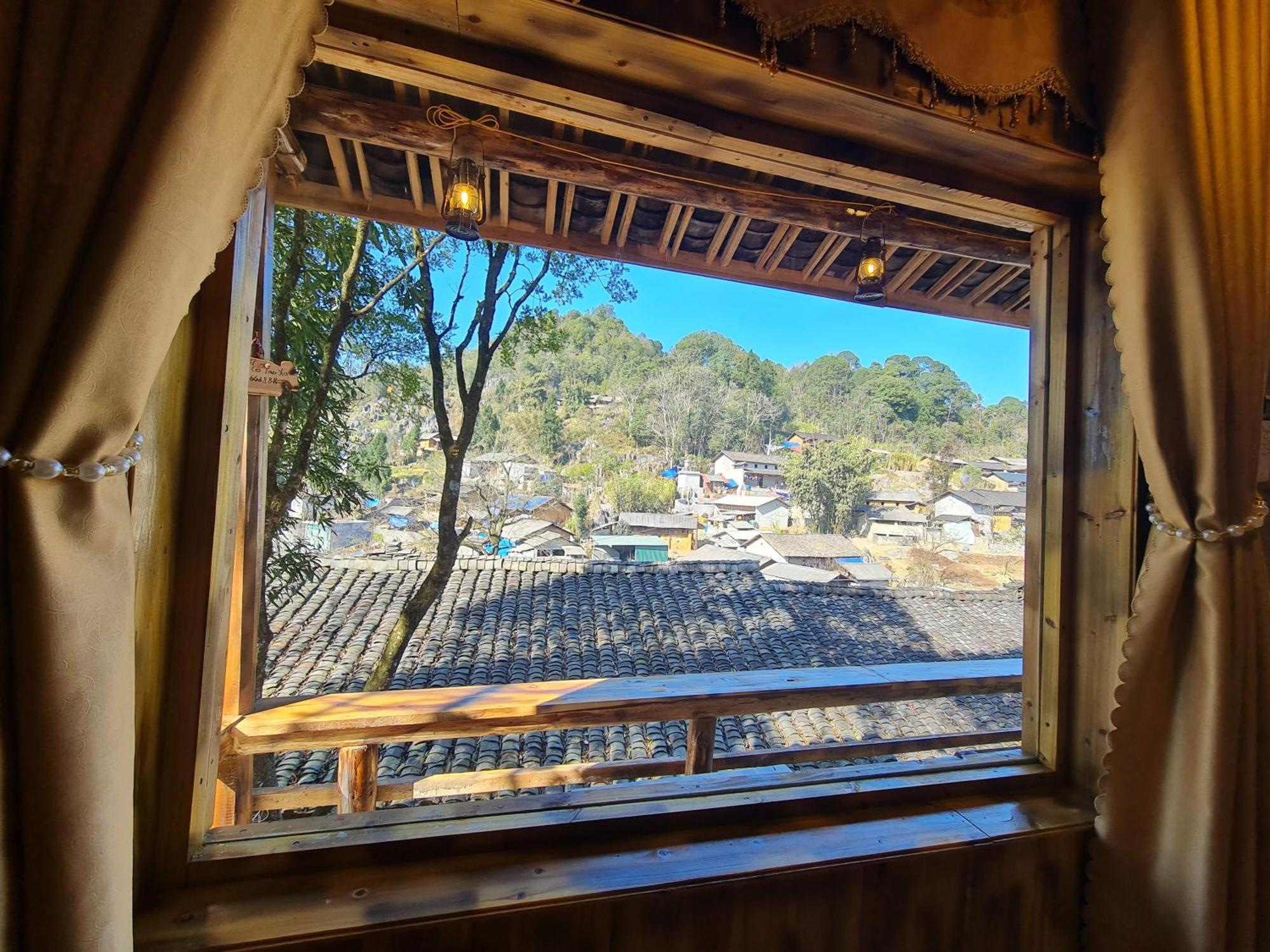 Nha Co Lao Xa Homestay Hmong & Bungalow Air Conditioner Донґван Екстер'єр фото